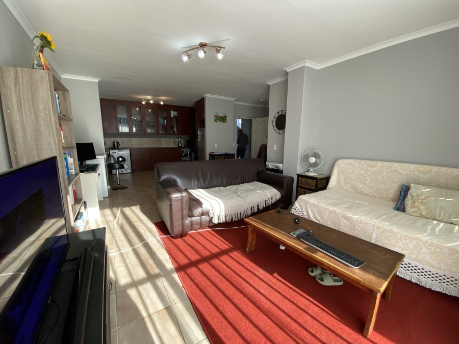 2 Bedroom Property for Sale in Parklands Western Cape
